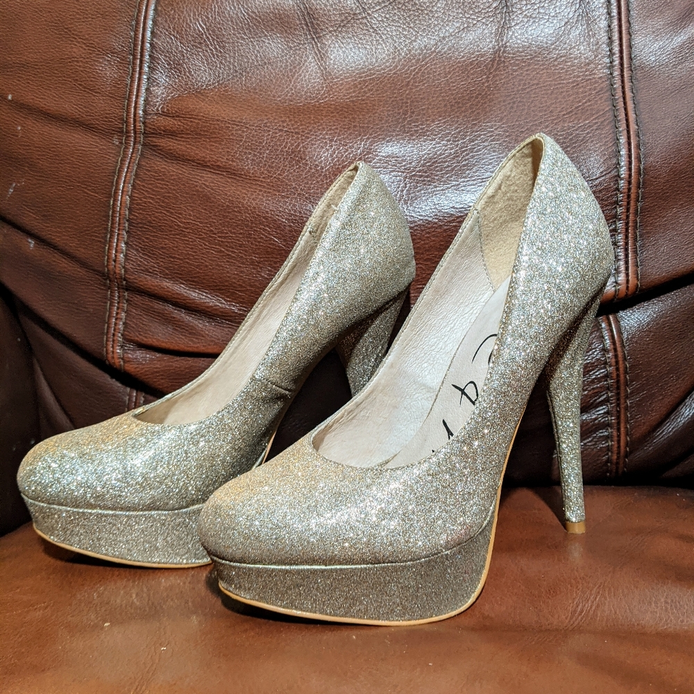 Gorgeous Glitter Gold 5" Heels